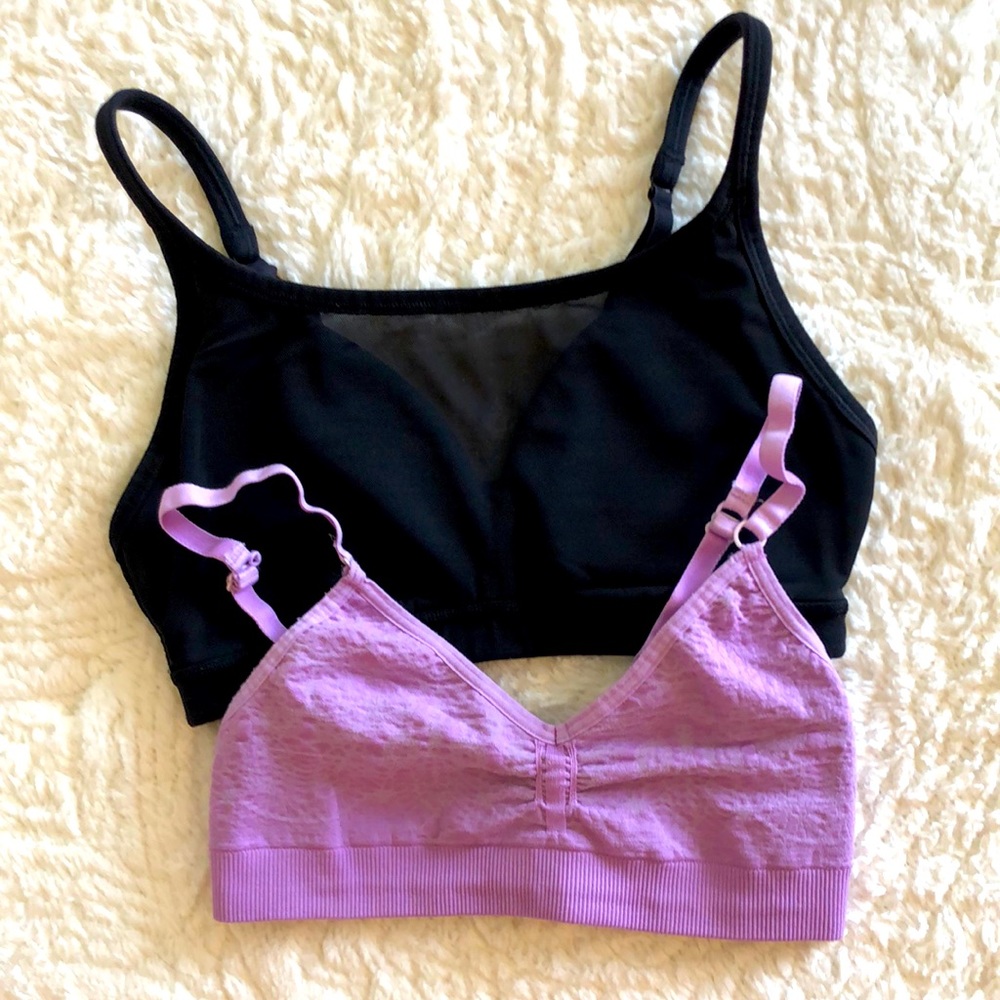 Lot of 2 Athleta sportsbras